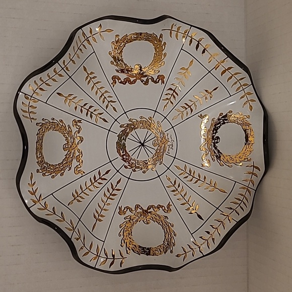 Vintage Signed Ribbon Glass Candy Dish / Trinket Dish / Catchall - Picture 2 of 16